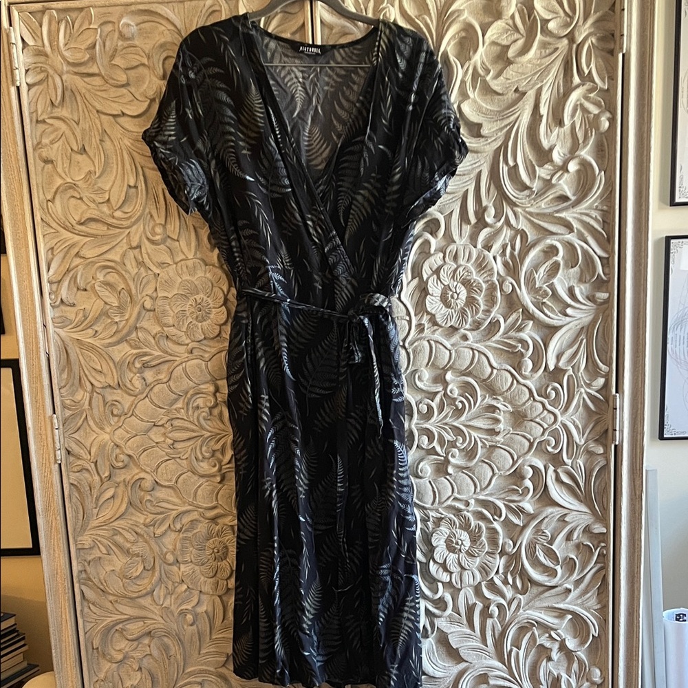 Distrubia Fern Print Midi Dress